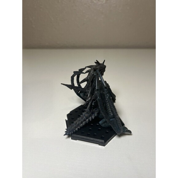 Capcom Monster Hunter Gogmazios Figure Very Good Condition ! - Picture 4 of 7